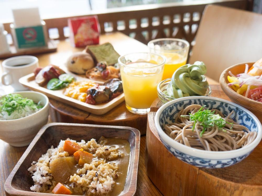 Kochi Palace Hotel Bagian luar foto